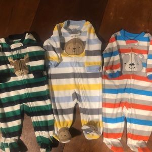 Child of mine by Carter’s sleeper’s 0-3 months polyester. Zip up